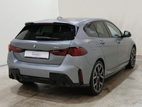 Náhľad zozadu sprava