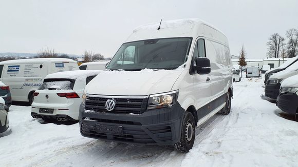 Вид спереди слева