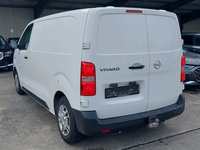 Вид сзади слева