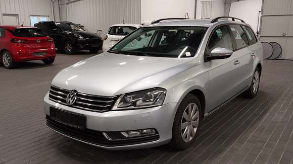 Pogled od napred levo