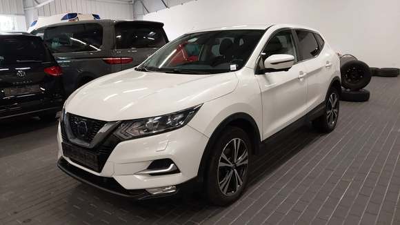 Pogled od napred levo