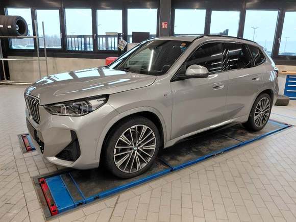 Náhľad spredu zľava