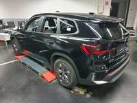 Widok z tyłu po stronie lewej