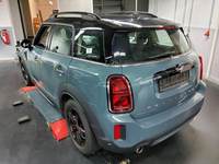 Вид сзади слева