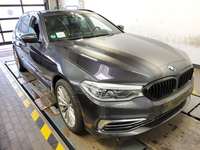 Вид спереди справа