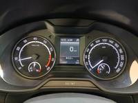 Pohled na přístrojovou desku