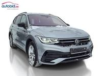 Вид спереди справа