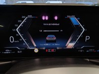 Pohľad na združený prístroj na palubnej doske