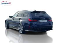 Vedere spate stânga