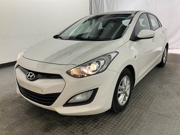 Náhled zpředu zleva