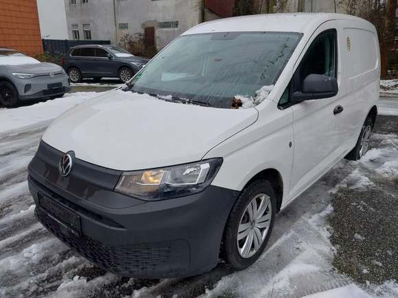 Вид спереди слева