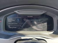 Вид на приборную панель