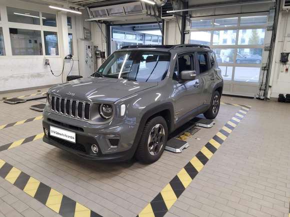 Вид спереди слева