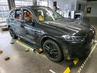 Вид спереди справа