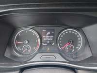 Pohled na přístrojovou desku