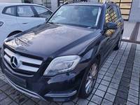 Pogled od napred levo