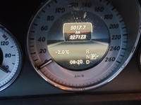 Pogled na kombinovani instrument