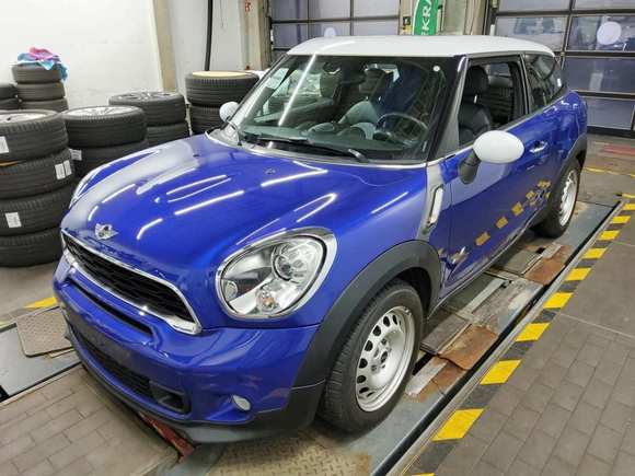 Pogled od napred levo