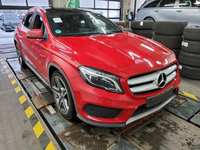 Pogled desno spredaj