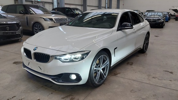 Вид спереди слева