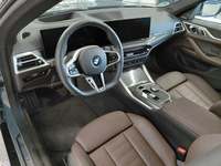 Вид на салон