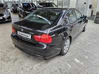 Вид сзади справа