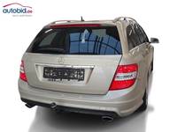 Aanzicht achter rechts