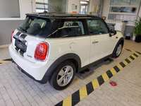 Widok z tyłu po stronie prawej