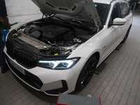 Вид спереди слева