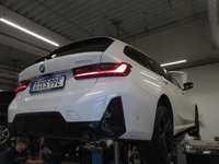 Вид сзади справа