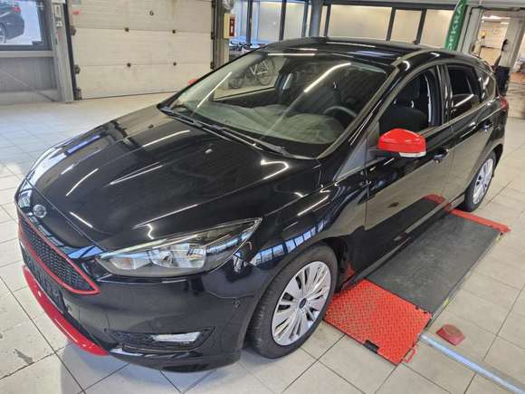 Widok z przodu po stronie lewej