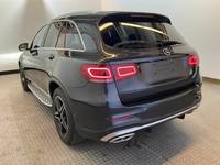 Pogled od pozadi levo