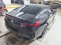 Vue de l’arrière droit