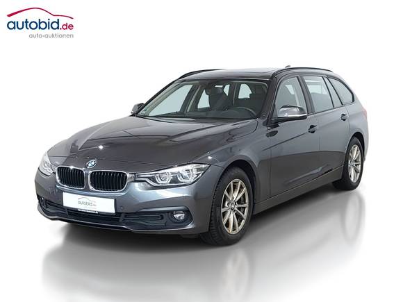 Pogled od napred levo