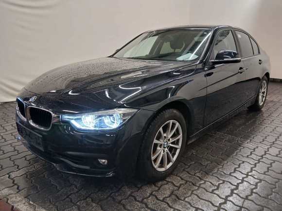 Вид спереди слева