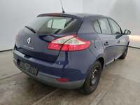 Pogled od pozadi desno