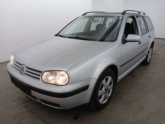 Pogled od napred levo