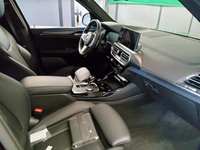 Вид на салон