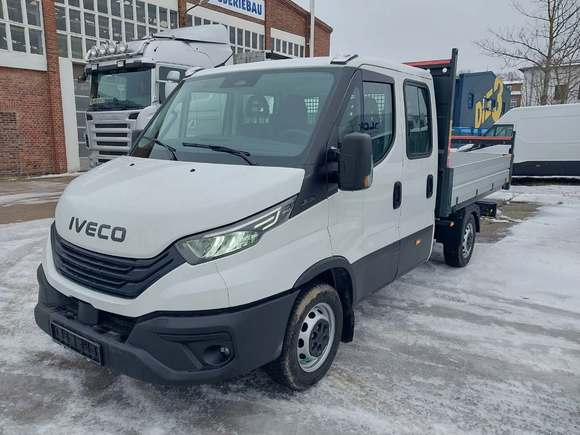 Náhled zpředu zleva