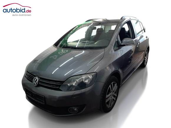 Вид спереди слева