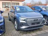 Pogled od napred  desno