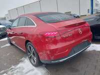 Pogled od pozadi levo