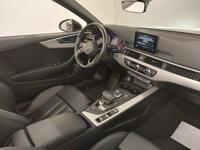 Вид на салон