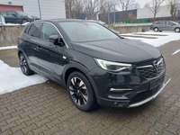 Вид спереди справа