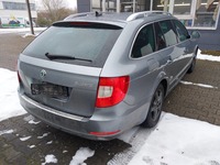 Вид сзади справа