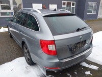 Вид сзади слева