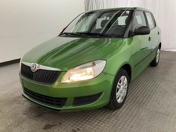 Náhled zpředu zleva