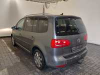 Вид сзади слева