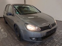 Вид спереди справа