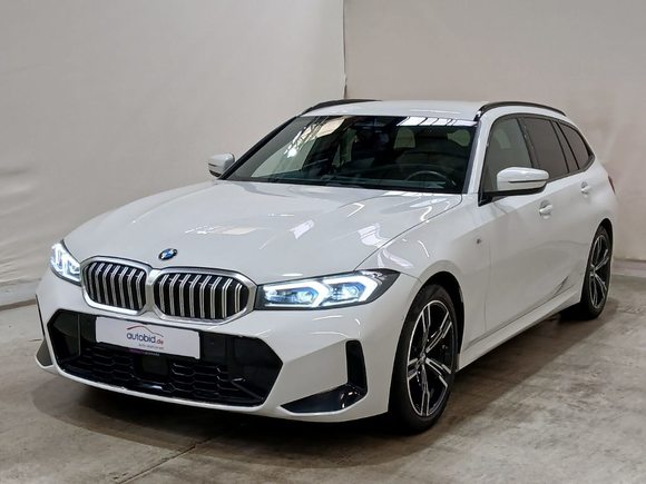 Вид спереди слева